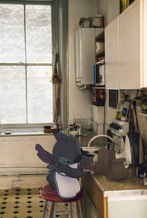 次元墻破了 當(dāng)動漫里的角色闖進現(xiàn)實世界