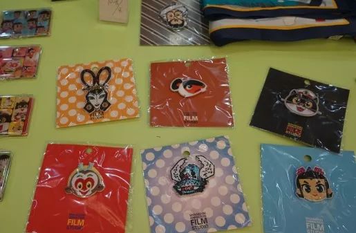 魔都驚現(xiàn) 次元墻 破裂現(xiàn)場,ip生意已經(jīng)爆發(fā)